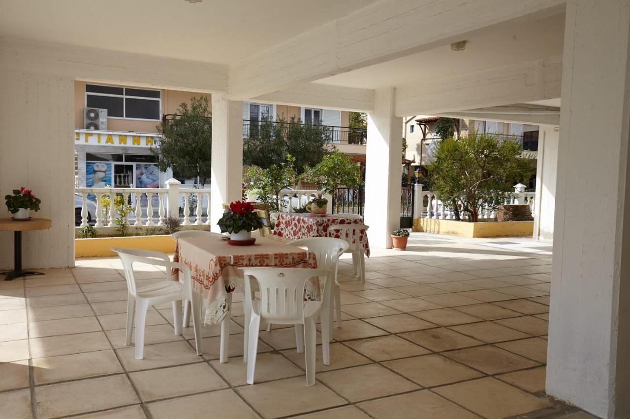 Ferienwohnung Dionisos Roses Paralia Dionisiou Exterior foto